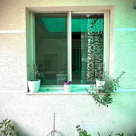 Garden City Center - Parking In The Heart Of - 3 Min From New Bazar & Main Square