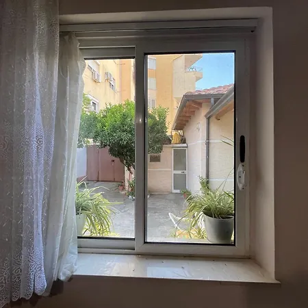 Garden City Center - Parking In The Heart Of - 3 Min From New Bazar & Main Square *