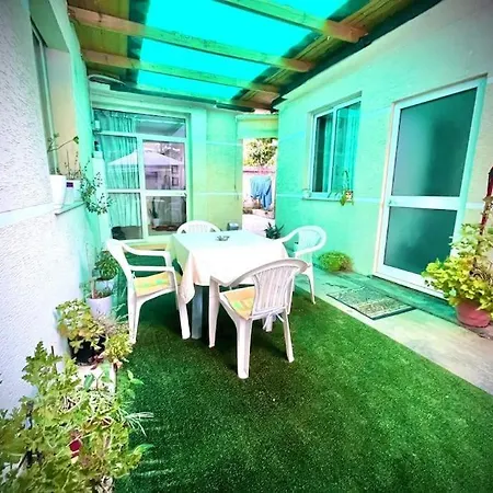 Garden City Center - Parking In The Heart Of - 3 Min From New Bazar & Main Square Apartment Tirana